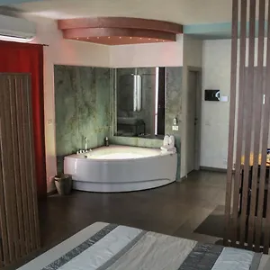 Garda Fantasy - Jacuzzi Apartment Desenzano del Garda