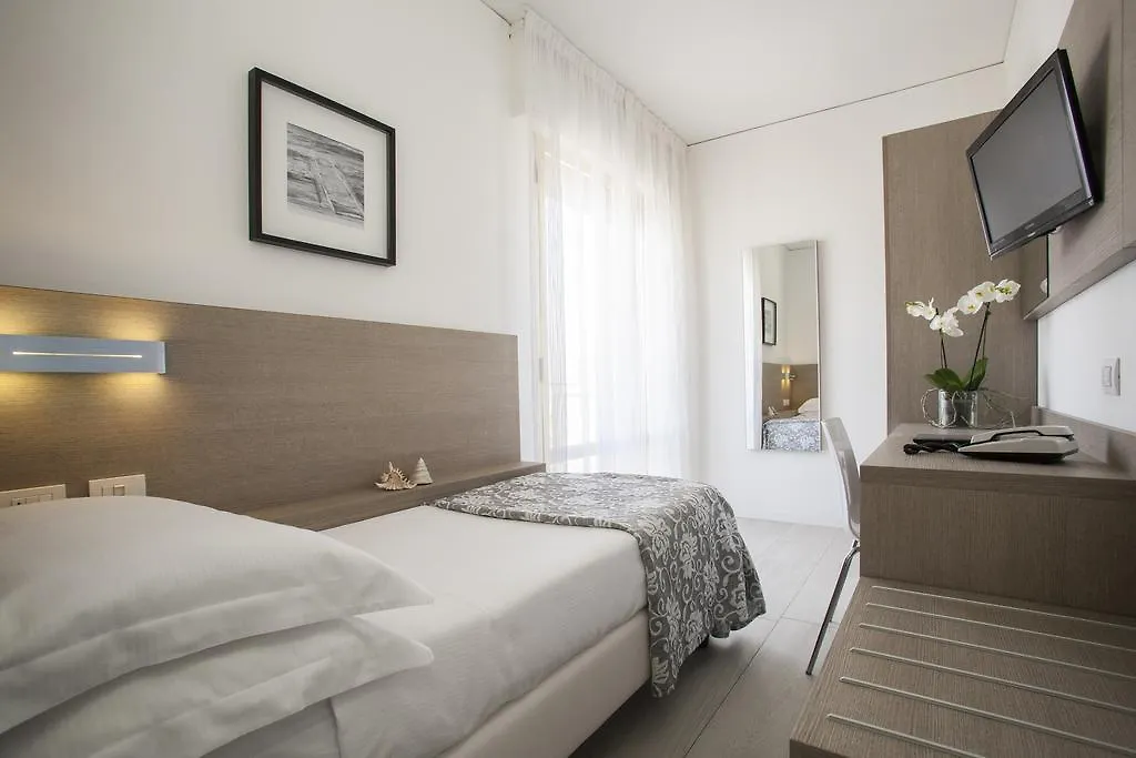 Hotel Imperial Palace ليدو دي يسولو إيطاليا