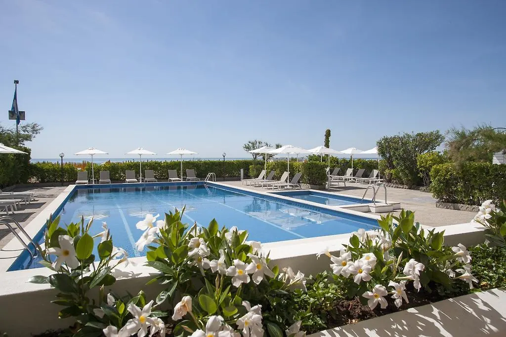Hotel Imperial Palace ليدو دي يسولو إيطاليا