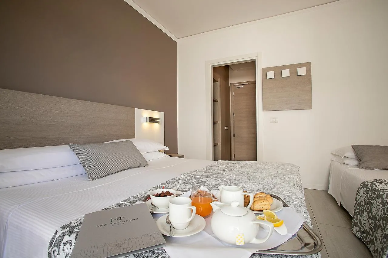 Hotel Imperial Palace ليدو دي يسولو